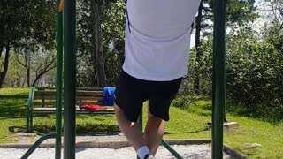 Wide pull ups