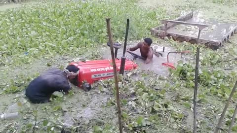 assammajuli funny tractor driver video