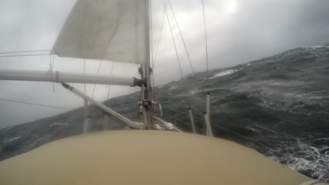 Yacht encounters high winds and heavy seas in Bisacy