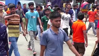Political party supporters, police clash in Bangladesh