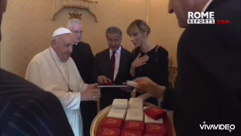 sylveste stallone and his family meet the pope francis