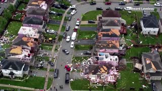 Tornado rips through Canadian town