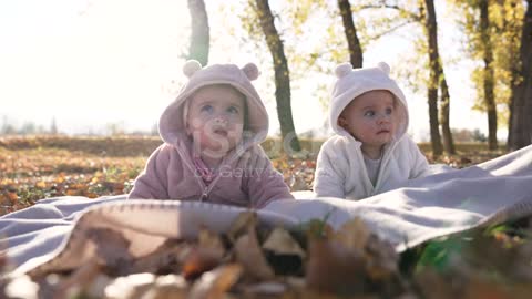 Babies are emotional after lost her mother and father they are totaly alone