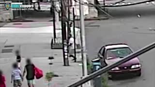 Man caught snatching child off the street in New York City