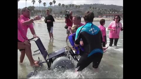 Dog Surfs with Two Sisters Suffering Terminal Illnesses