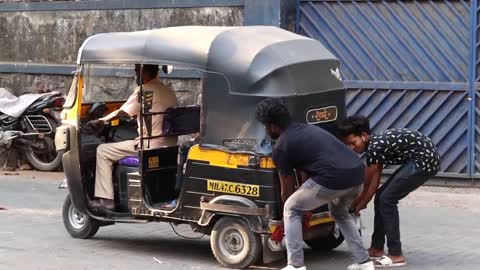 auto rickshaw prank