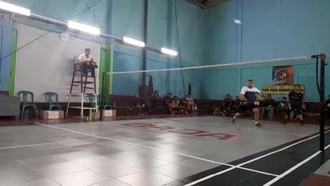 Badminton