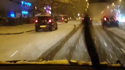 Snowing right now On Birmingham Tipton and West Brom drive safe 02/01/2021