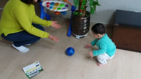 9 Month Old Toddler Takes His First Steps