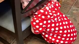 Toddler Gets Her Head Stuck In A Chair