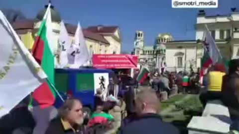 ❗️In Bulgarien finden Proteste gegen Waffenlieferungen an die Ukraine statt