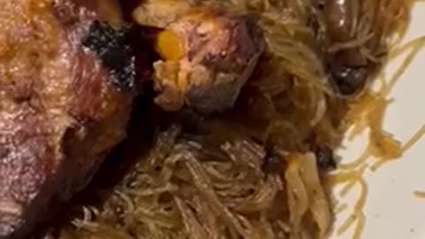 Roasted Lamb chunk with noddles and mushrooms