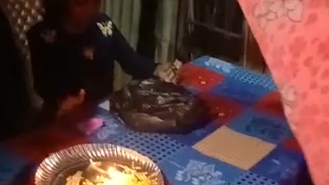 Birthday party injoy,funny video