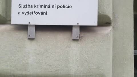 Zatčení Tomáše Čermáka za odmítnutí nasazení respirátoru 13.12.2021