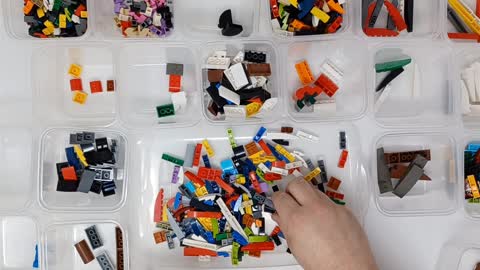 Sorting Lego Slopes, Curved with Vivaldi