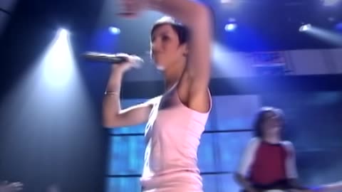 t.A.T.u. - Not Gonna Get Us (RTL Top Pops 14.06.2003) (Upscaled)