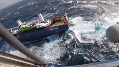 The moment of rescue of the crew of a Dutch ship in the North Sea when the ship sank