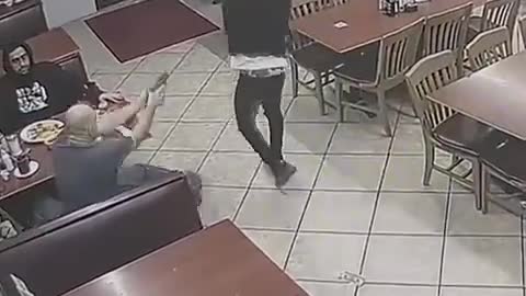 CUSTOMER SENDS ROBBER TO THE MORGUE DURING HOLDUP AT RESTAURANT IN HOUSTON TEXAS (SEE DESCRIPTION)