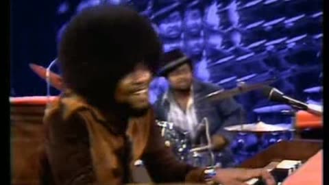 Billy Preston - In Outer Space = Music Video 1973