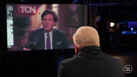 Why is Tucker Carlson so defensive when it comes to the question of supporting Vladimir Putin?
