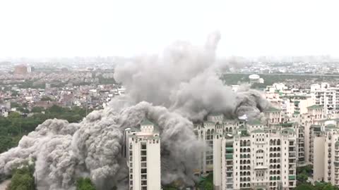 WATCH: Indian authorities demolish illegal skyscrapers