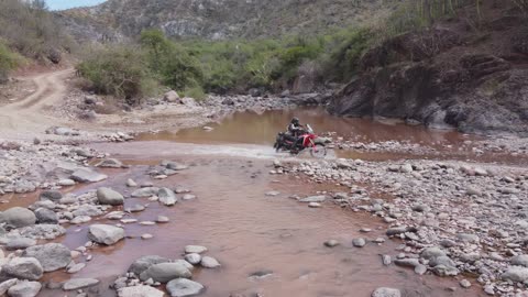 MexIGo8 Droning Batopilas River, Spillway and Crossing Colorado River