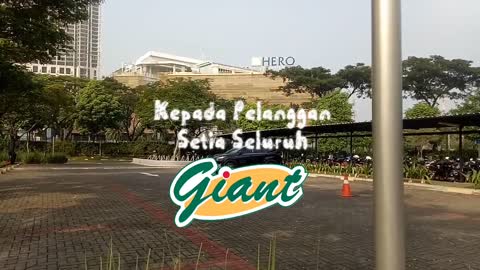 Giant Supermarket Indonesia Tutup