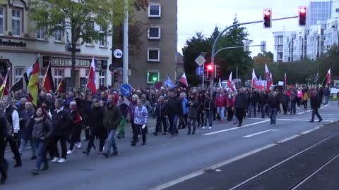 Großdemo gegen Politik: 10.000 ziehen durch Gera und protestieren am Tag der Einheit