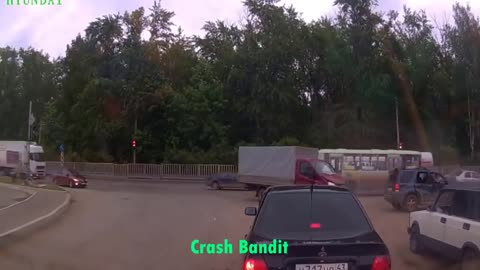 Best Car Crash Compilation-Crash-diving Fails-Roadrage-Dashcam Fails