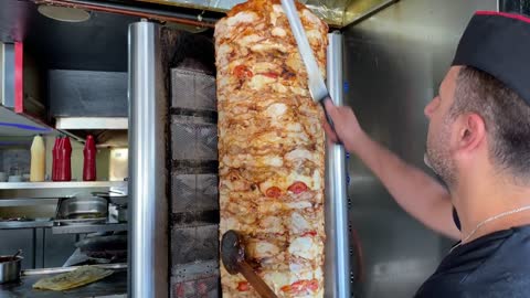 This Master Makes Doner Kebab With a Different Method - Turkish Street Food