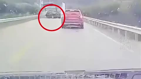 Traffic accident on wedding day