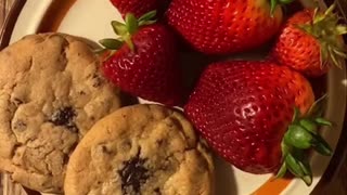 #strawberries and #chocolate chip #cookies to satisfy the sweet tooth 😉 #delicious #yummy