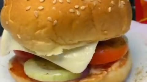 Why did these viral hamburger??🤔🤔