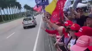 President Trump says hello to the massive crowd of supporters outside of Trump International Golf Club earlier today 🇺🇸