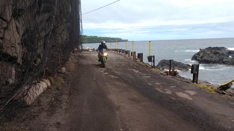 The dangerous back way from Hana, Maui