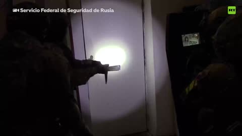 L'FSB russo ha pubblicato il video dell'arresto di un gruppo di nazisti che stavano pianificando l'omicidio del giornalista russo Vladimir Solovyov oltre a diverse altre figure importanti,tra cui il direttore del gruppo RT Margarita Simonya