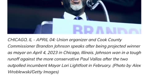 Chicago Mayor Blames Immigrant Crisis on Right-Wing Extremism: Divisive Rhetoric?