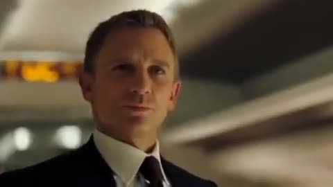 JAMES BOND FRASES(DANIEL CRAIG)EL COMPORTAMIENTO DE SIEMPRE