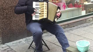 Accordion playing in France