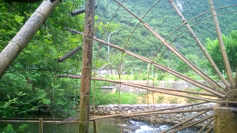 How to use the water wheel of ancient Vietnamese