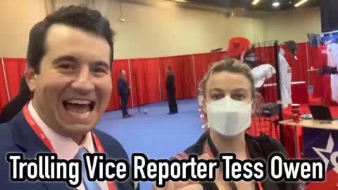 Alex Stein Brutally Trolls Vice Reporter at CPAC 🇺🇸 Wearing a Mask 😷