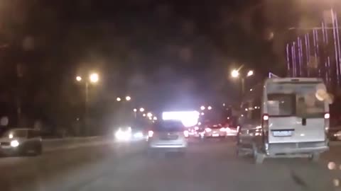 EPIC DRIVING FAILS CRAZY CAR CRASH in Russia COMPILATION😲