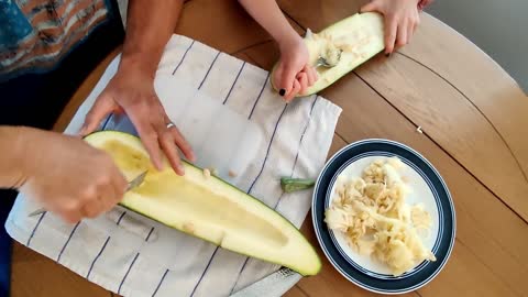 8 Year Old Teaches Old Man How To Save Zucchini Seeds