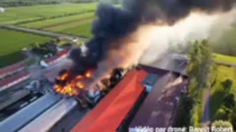 Vue aérienne de l'incendie. (Gracieuseté - Benoît Robert)