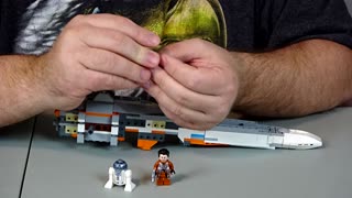 Unboxing Lego 75273 Poe Dameron's X-Wing Starfighter Set