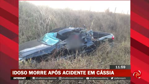 Motorista colide com traseira de caminhão em Cássia-MG.