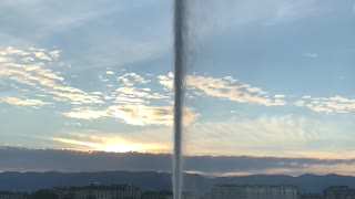 Jet d’eau Genève au couché de soleil