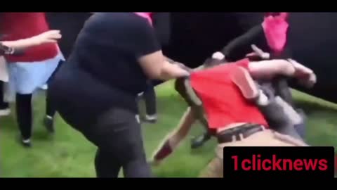 *SOUND ON* Antifa Gets Smacked Over The Head With A Frying Pan