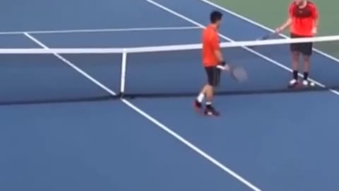 Hecouldn’tbelieveit#tennis#trickshots(viaKyontaTennis)