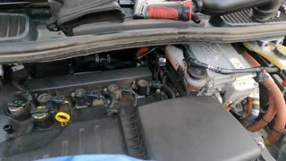 2015 Ford C-max replace air filter part three